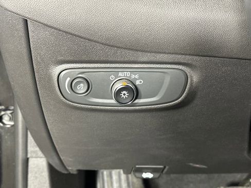 Used 2024 Chevrolet Equinox LT w/ LPO, Cargo Package image 19