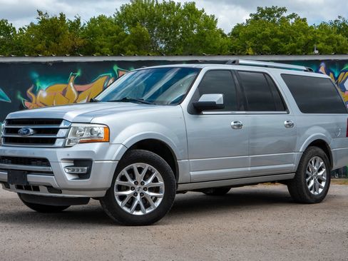 Used 2015 Ford Expedition EL Limited w/ Equipment Group 301A RWD image 5