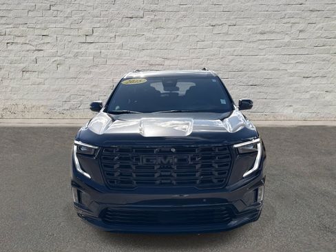 Used 2025 GMC Acadia Denali w/ Super Cruise Package image 2