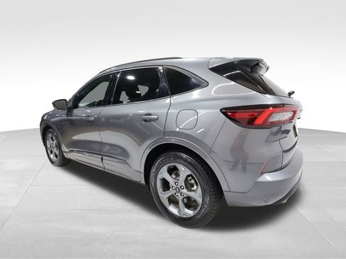 Used 2023 Ford Escape ST-Line image 2