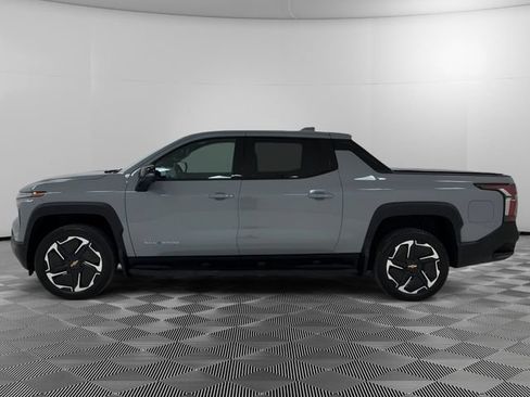 Certified 2026 Chevrolet Silverado EV LT AWD/4WD image 2