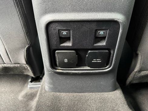Used 2022 Ford Bronco Wildtrak AWD/4WD image 35