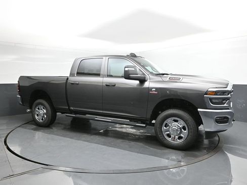 New 2025 RAM 2500 Tradesman image 17
