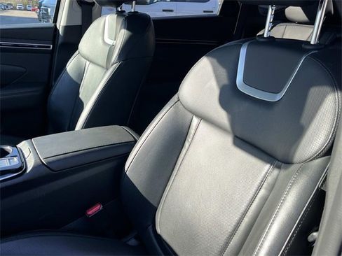 Used 2023 Hyundai Tucson Limited image 30