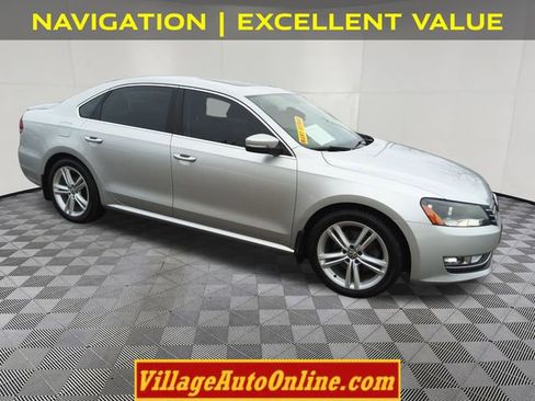 Used 2013 Volkswagen Passat 3.6 SE image 5