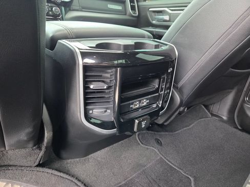 Used 2022 RAM 1500 Big Horn AWD/4WD image 8