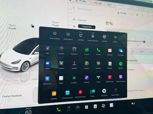 Used 2023 Tesla Model 3 Standard Range RWD image 11