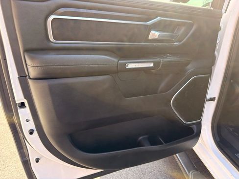 Used 2022 RAM 1500 Laramie AWD/4WD image 13