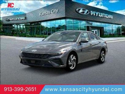 New 2025 Hyundai Elantra SEL
