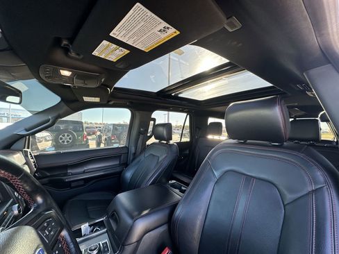 Used 2019 Ford Expedition Limited w/ Equipment Group 303A image 19