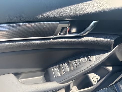 Used 2022 Honda Accord Sport Special Edition image 16