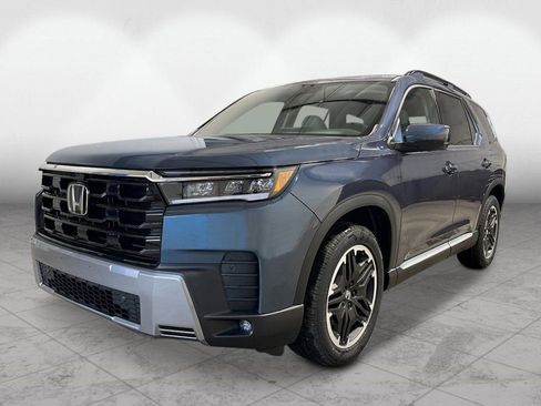 New 2026 Honda Pilot Touring image 1