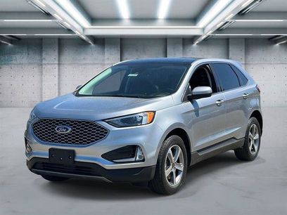 Used 2023 Ford Edge SEL w/ Convenience Package