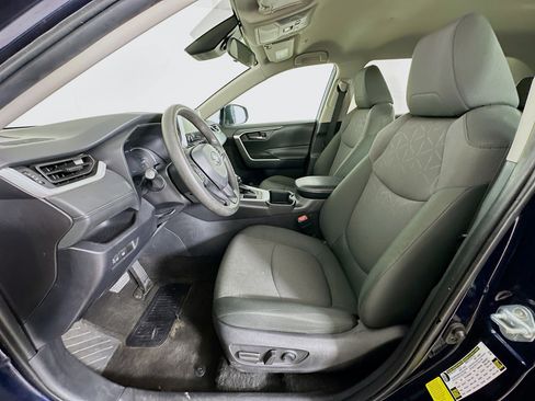 Used 2024 Toyota RAV4 XLE image 13