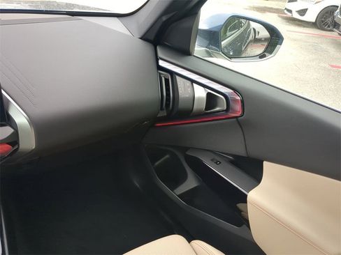 New 2026 BMW X3 xDrive30 w/ Premium Package image 17