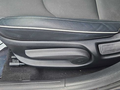 Used 2023 Kia Forte GT-Line w/ GT-Line Technology Package FWD image 17