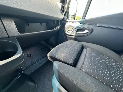 Used 2026 Mercedes-Benz Sprinter 2500 image 35