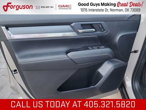 New 2027 GMC Terrain Elevation FWD image 13