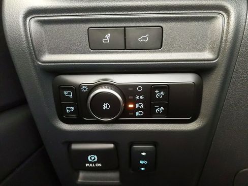 Used 2024 Ford Expedition Max Platinum AWD/4WD image 31