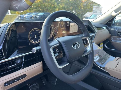 New 2026 INFINITI QX80 Luxe w/ Cargo Package image 11