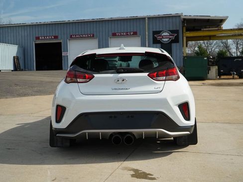 Used 2019 Hyundai Veloster Turbo image 13