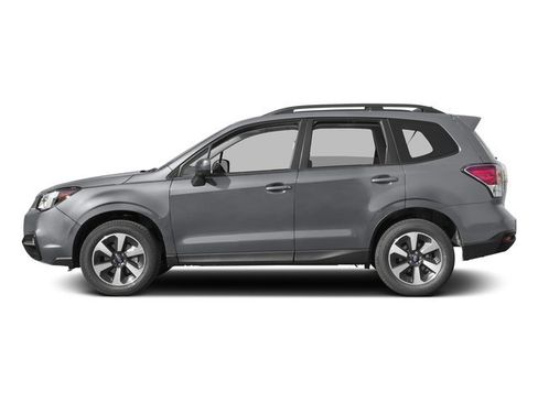 Used 2017 Subaru Forester 2.5i Premium w/ Popular Package #2A AWD/4WD image 3