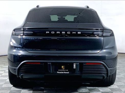 New 2026 Porsche Macan Electric RWD image 10