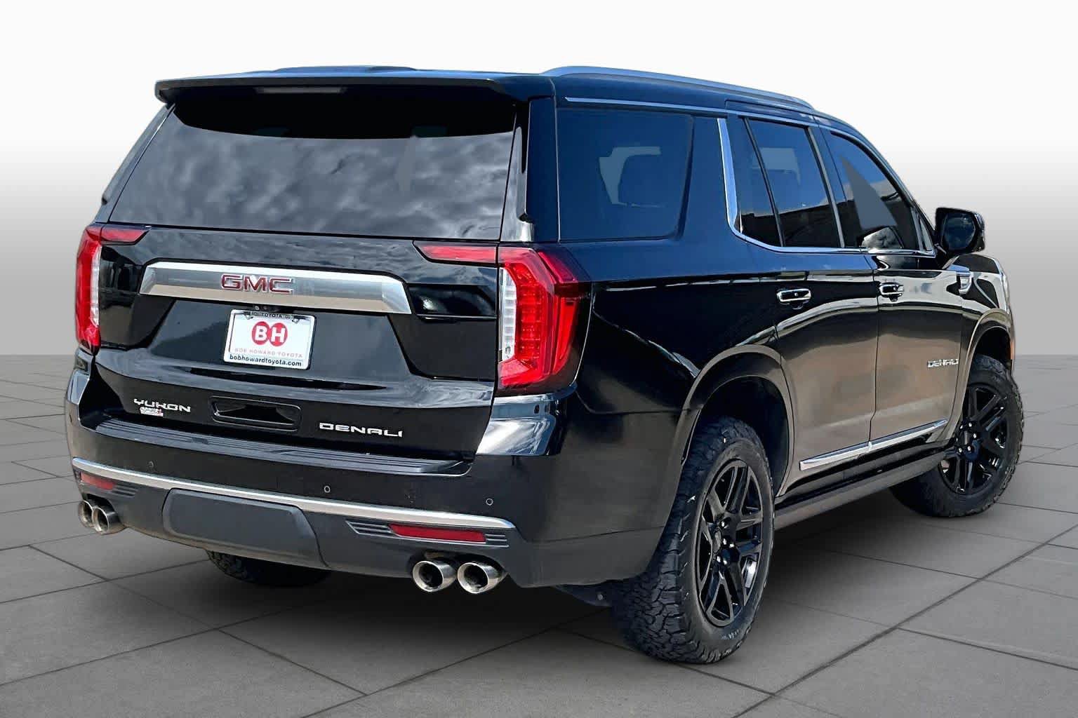 Used 2021 GMC Yukon Denali w/ Denali Ultimate Package AWD/4WD image 12