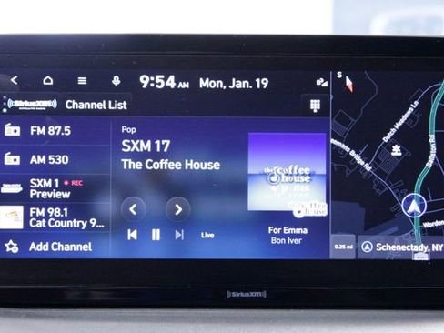 Used 2023 Hyundai Santa Fe SEL image 32