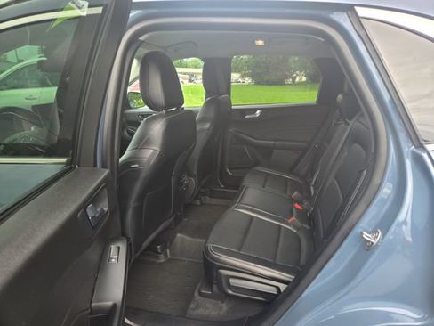 Used 2023 Ford Escape Platinum AWD/4WD image 19