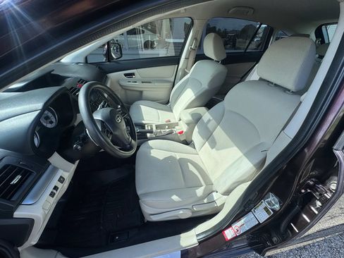 Used 2012 Subaru Impreza 2.0i Premium AWD/4WD image 10