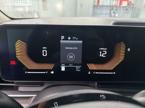 New 2026 Kia Carnival EX image 14