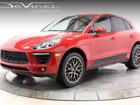 Used 2018 Porsche Macan w/ Premium Package Plus AWD/4WD image 1