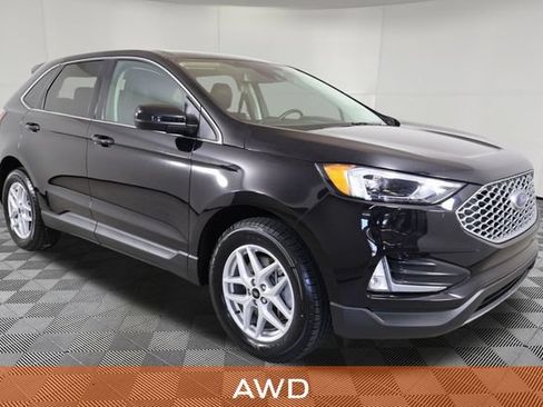 Used 2023 Ford Edge SEL w/ Convenience Package AWD/4WD image 4