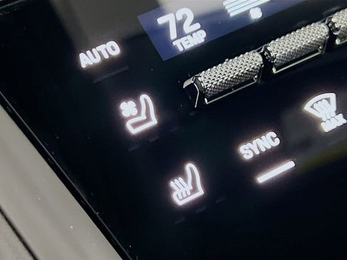 New 2026 Porsche Macan 4 Electric image 23