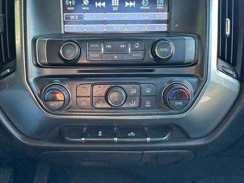 Used 2018 Chevrolet Silverado 1500 LT w/ All Star Edition image 26