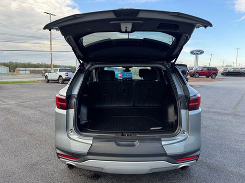 Used 2024 Chevrolet Blazer LT w/ Midnight/Sport Edition image 5