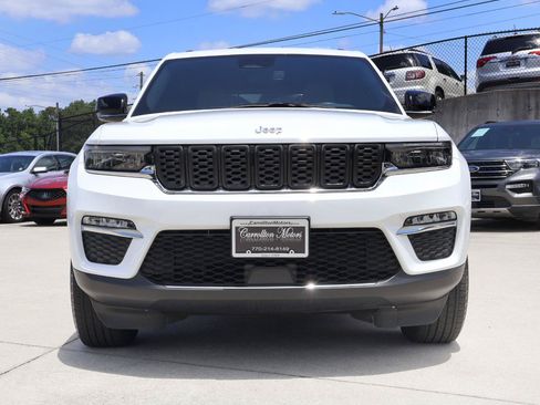 Used 2023 Jeep Grand Cherokee Limited AWD/4WD image 10