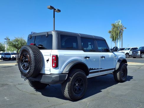 Certified 2024 Ford Bronco Wildtrak AWD/4WD image 6