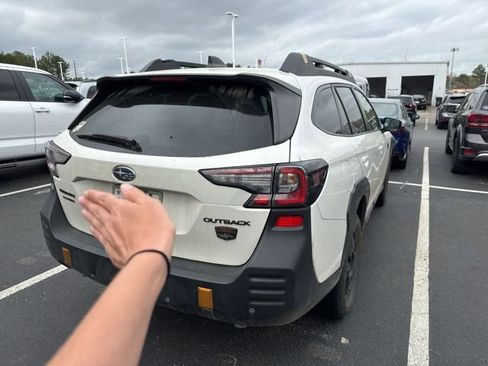 Used 2023 Subaru Outback Wilderness image 12