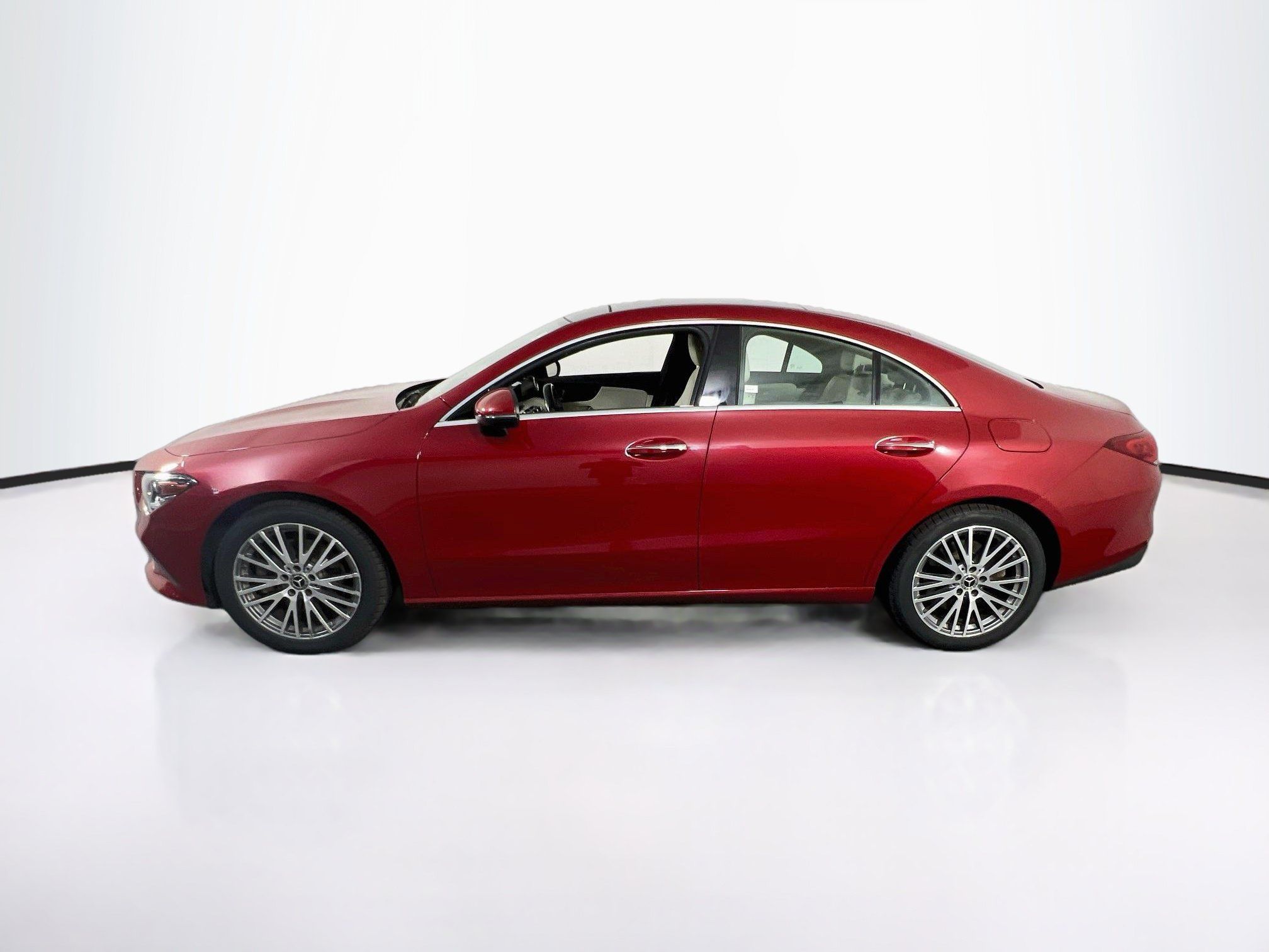 Used 2021 Mercedes-Benz CLA 250 4MATIC image 8