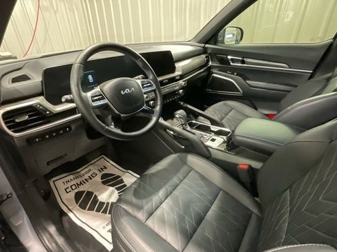 Used 2024 Kia Telluride EX X-Line image 9