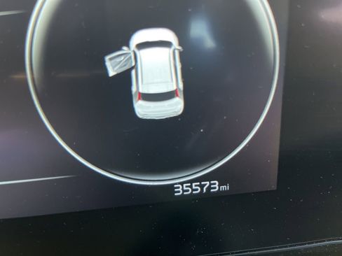 Used 2023 Kia Niro Wave w/ Wave Preserve Package image 2