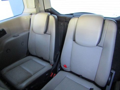 Used 2016 Ford Transit Connect XLT image 8