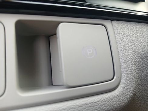 New 2026 Kia Sportage EX FWD image 34