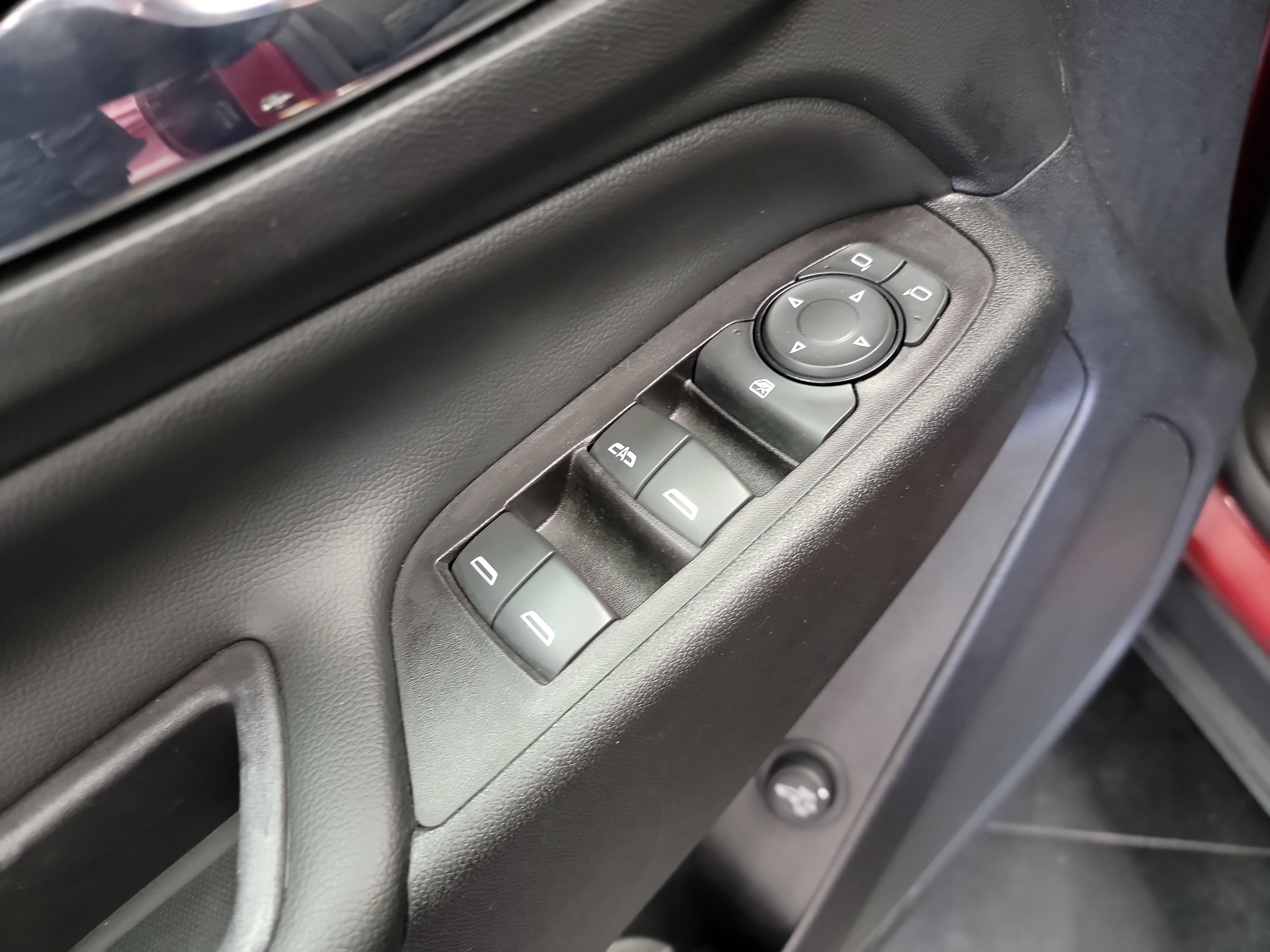 Used 2019 Chevrolet Equinox LT AWD/4WD image 14
