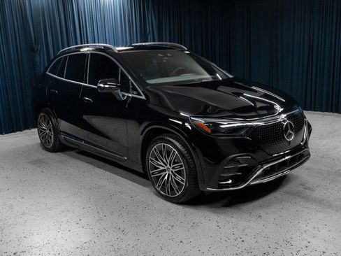 New 2026 Mercedes-Benz EQE 320 4MATIC SUV image 3