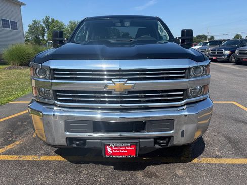 Used 2016 Chevrolet Silverado 2500 W/T w/ WT Convenience Package AWD/4WD image 3