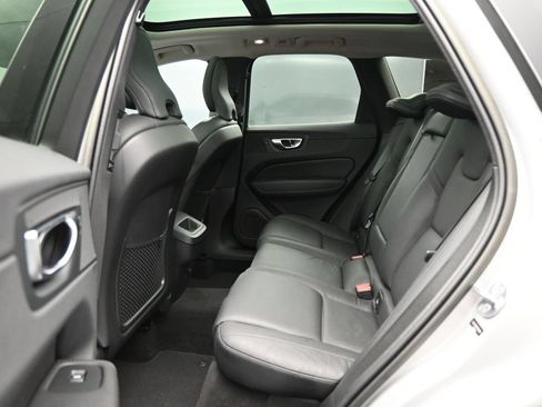 Used 2023 Volvo XC60 B5 Plus w/ Protection Package Premier AWD/4WD image 25