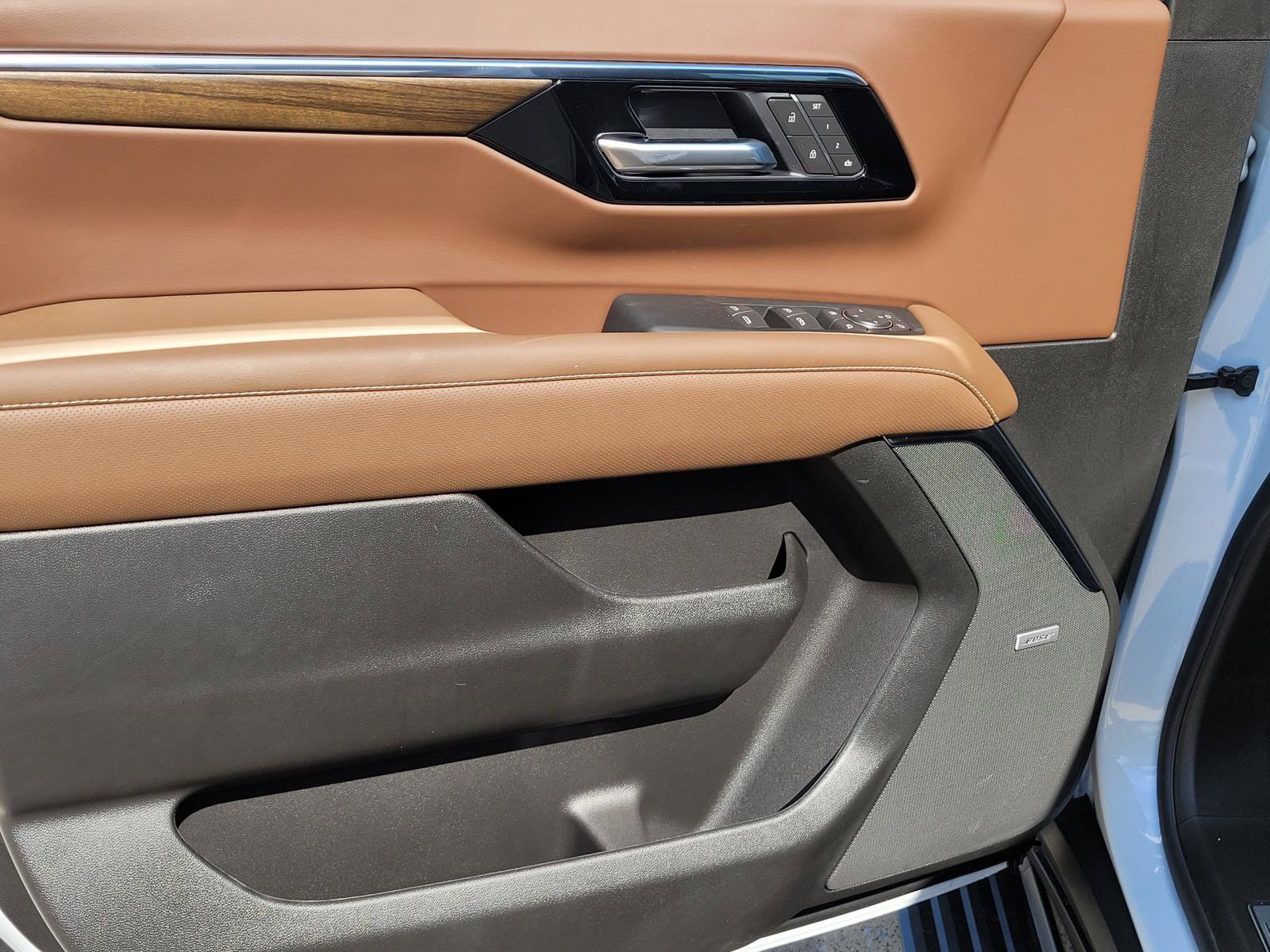 New 2027 Chevrolet Tahoe High Country AWD/4WD image 15